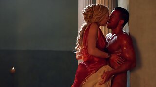 Hussy plavuša Julia Ann jaše mali kurac i uživa u tome